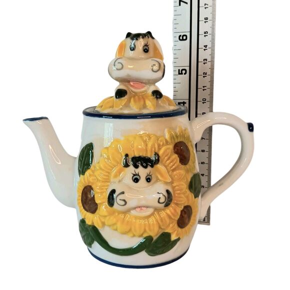Cow With Sunflowers Ceramic Small Teapot Or Large Creamer Kitschy 6" x 7" - Picture 11 of 11